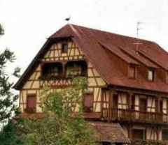 Meister Adebar auf eine Gasthof vor Kintzheim